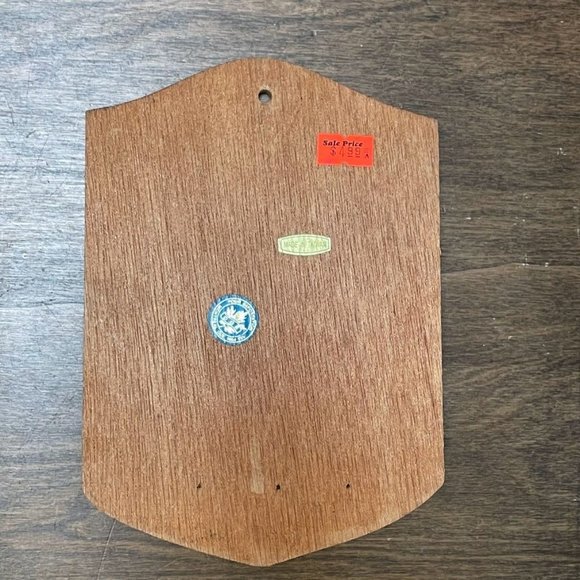 Vintage Niagara Falls Key Holder Ceramic Trivet Wall Art Souvenir - Picture 8 of 10